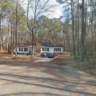 1602 Dolphin St, Spring Lake, NC 28390