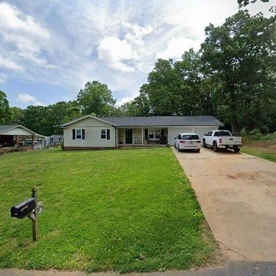 1602 26 Th St Ne, Hickory, NC 28601