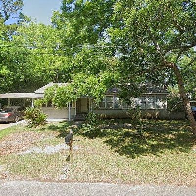 1602 Sunset St, Pascagoula, MS 39567