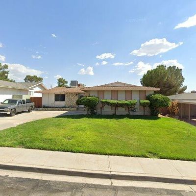 16037 Molino Dr, Victorville, CA 92395