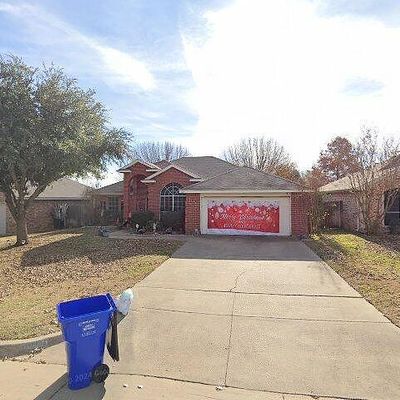 1605 Fern Dr, Mansfield, TX 76063