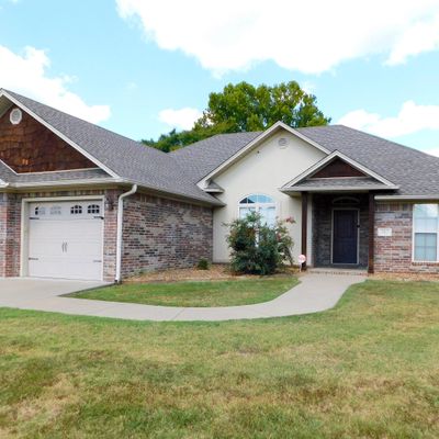 161 Thornwood Ln, Russellville, AR 72802