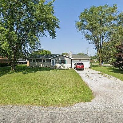 1624 Seminole Ln, Saginaw, MI 48638