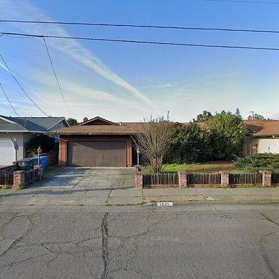 1625 Jennings Ave, Santa Rosa, CA 95401