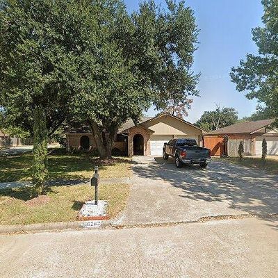 16262 Summer Wind Dr, Houston, TX 77090