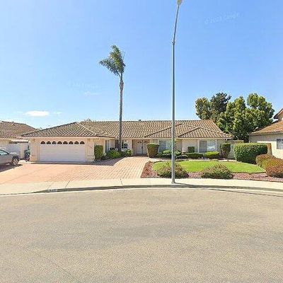 1646 Premier Ct, Santa Maria, CA 93454