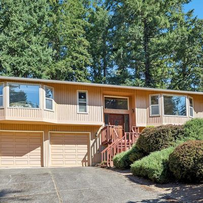 16593 S Arrowhead Dr, Oregon City, OR 97045