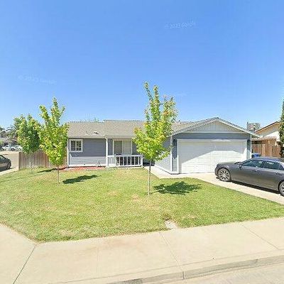 16614 Carob Ct, Delhi, CA 95315