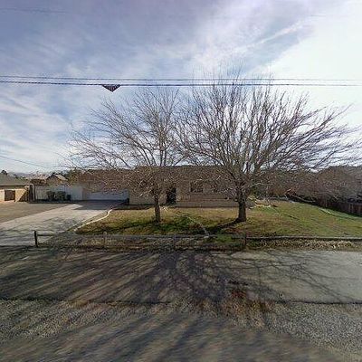 16625 Deodar St, Hesperia, CA 92345