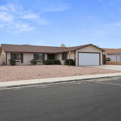 16819 Hidden Creek Dr, Victorville, CA 92395