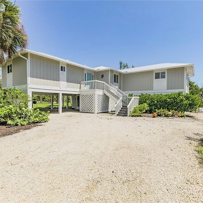 1684 Bunting Ln, Sanibel, FL 33957