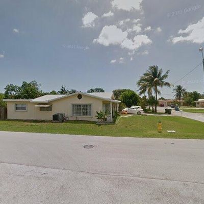 1695 Nw 42 Nd St, Oakland Park, FL 33309