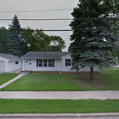 1443 Southland Ave, Oshkosh, WI 54902