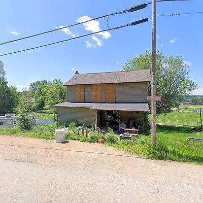 1447 Bluff Rd, Hazel Green, WI 53811