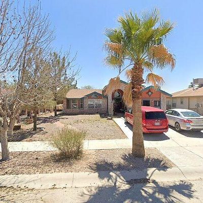 14488 Encantado Dr, Horizon City, TX 79928