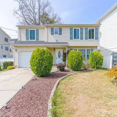 147 Piper Ave, Avenel, NJ 07001