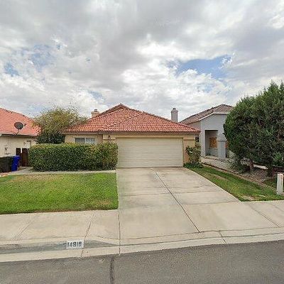 14819 Rosemary Dr, Victorville, CA 92394