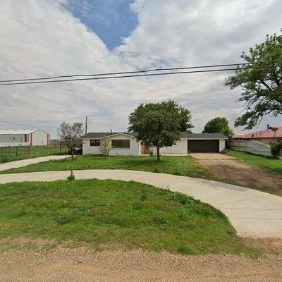 1485 W Ellis St, Levelland, TX 79336