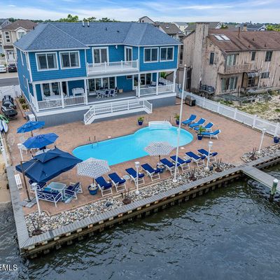 15 Bay Point Dr, Toms River, NJ 08753