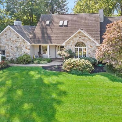 15 Stonebridge Dr, Hockessin, DE 19707