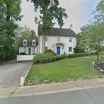 15 Vining Ln, Wilmington, DE 19807