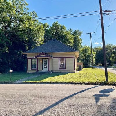 1502 S Walnut St, Sherman, TX 75090