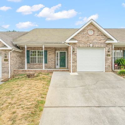 1507 Emerald Pointe Ln, Knoxville, TN 37918