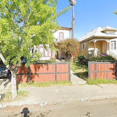 1511 Myrtle St, Oakland, CA 94607