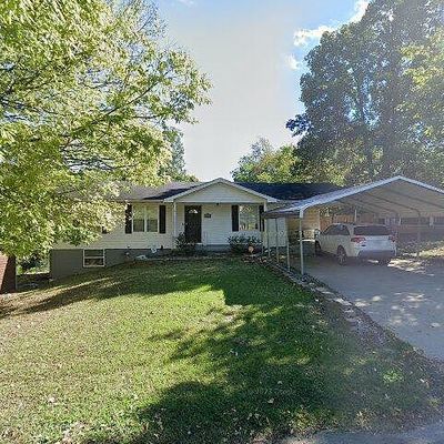 1512 Sanders Ave, Poplar Bluff, MO 63901