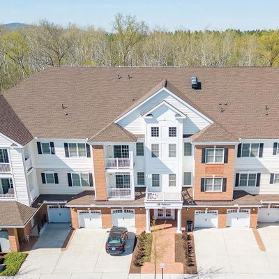 15140 Heather Mill Ln #303, Haymarket, VA 20169