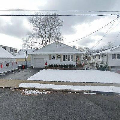 152 Coolidge Ave, Maywood, NJ 07607