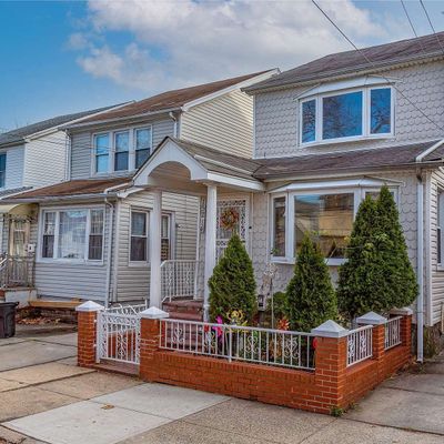 15214 79 Th Ave, Flushing, NY 11367