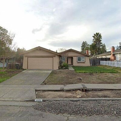 1525 Pembleton Pl, Santa Rosa, CA 95403