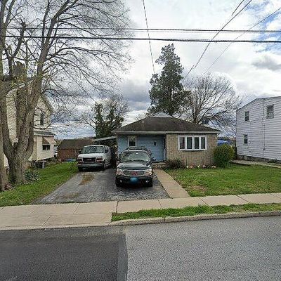 1819 Delmar Dr, Folcroft, PA 19032