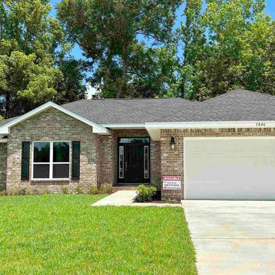 1828 Sunset Maple Rd #18 B, Cantonment, FL 32533