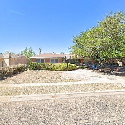 1836 Manhattan Dr, Lubbock, TX 79404