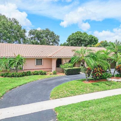 1841 Sw 73 Rd Ave, Plantation, FL 33317