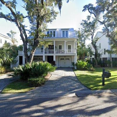 1860 Headquarters Plantation Dr, Johns Island, SC 29455