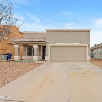 1864 Shreya St, El Paso, TX 79928