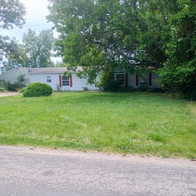 18782 6 Th Avenue Rd, Three Rivers, MI 49093