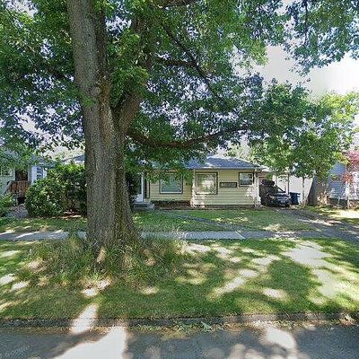 1887 Winter St Ne, Salem, OR 97301