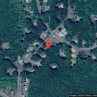 19 High Ledge Cir, Manchester, CT 06040