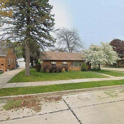 1900 Arlington Ave, Racine, WI 53403