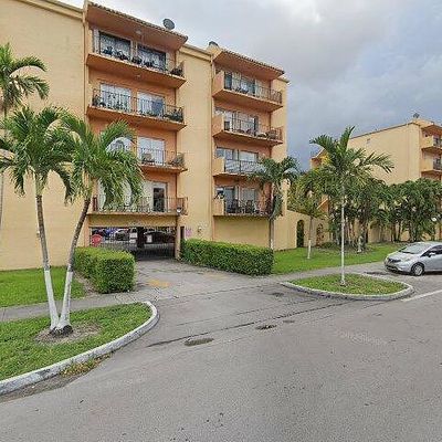 1900 W 54 Th St #105, Hialeah, FL 33012