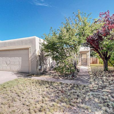 1909 Camino Lumbre, Santa Fe, NM 87505