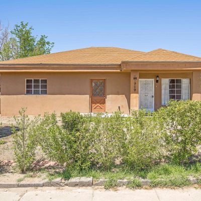 1909 Klein Ave, Las Cruces, NM 88001