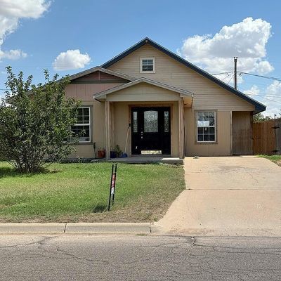 1914 English Dr, Midland, TX 79705