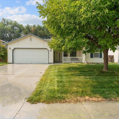 1921 S Plateau Dr, Nampa, ID 83686