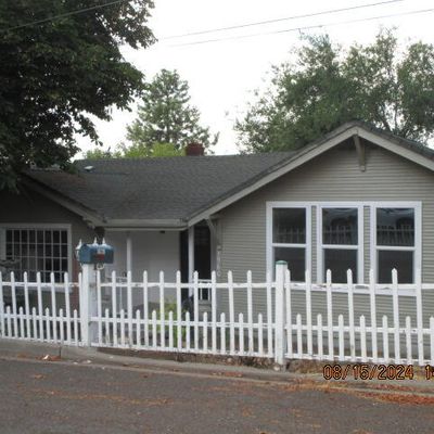 1960 Harriman Ave, Klamath Falls, OR 97601