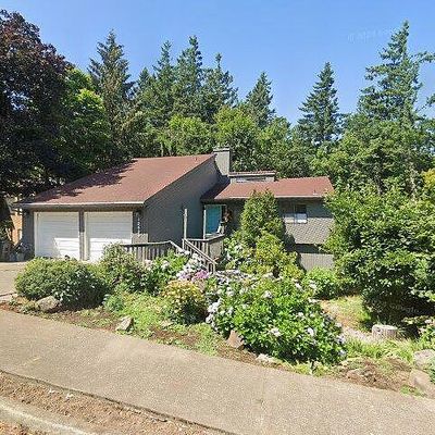 19699 Sun Cir, West Linn, OR 97068